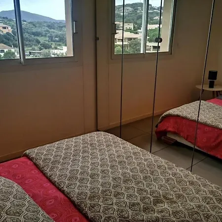 Haut de villa type t3 calme et lumineux Appartement Propriano (Corsica)