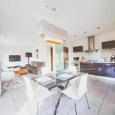 Haut de villa type t3 calme et lumineux Propriano (Corsica)