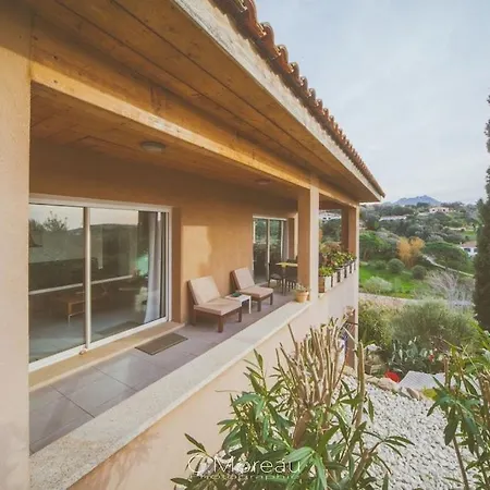 Appartement Haut de villa type t3 calme et lumineux